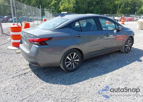 2021 Nissan Versa Sv Xtronic Cvt z USA, uszkodzony, nr VIN 3N1CN8EV4ML824824